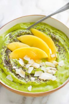 12 Mango Banana Green Smoothie Bowl - 25 Smoothie Bowls To Blow Up Your Taste Buds