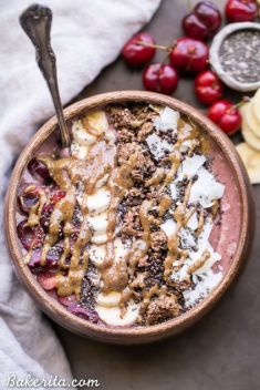 15 Banana Cherry Smoothie Bowl - 25 Smoothie Bowls To Blow Up Your Taste Buds