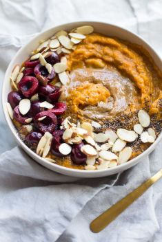 18 Sweet Potato Breakfast Bowl - 25 Smoothie Bowls To Blow Up Your Taste Buds