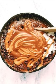 19 Thick Chocolate Smoothie Bowl - 25 Smoothie Bowls To Blow Up Your Taste Buds