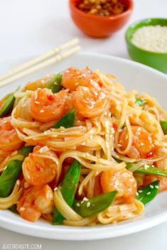 20 Minute Sweet and Sour Shrimp Stir Fry - 30 Sweet and Sour Dishes To Blow Up Your Taste Buds