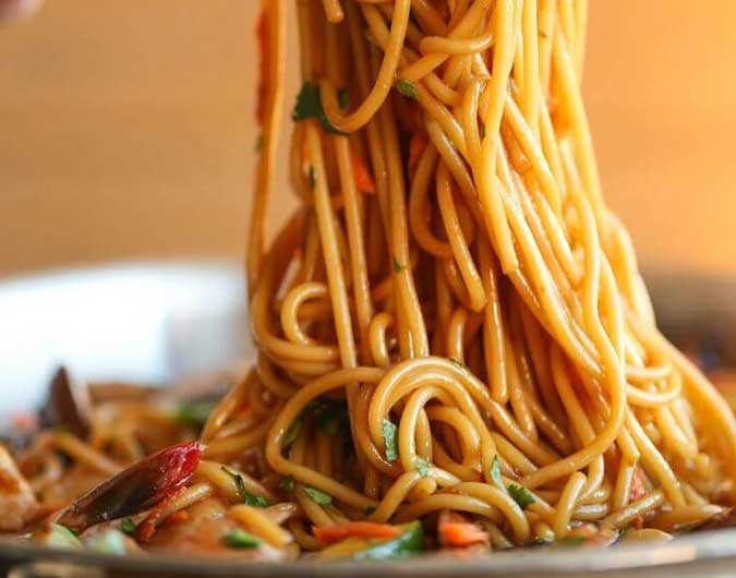 Asian Garlic Noodle Bowl