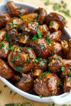 Balsamic Soy Roasted Garlic Mushrooms - 30 Best Healthy Garlic Vegetable Dishes
