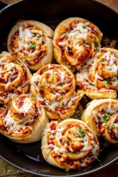 Cheesy BBQ Chicken Pizza Rolls - 30 Incredibly Addictive BBQ Chicken Dishes
