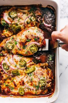 Cheesy Baked BBQ Chicken - 30 Incredibly Addictive BBQ Chicken Dishes