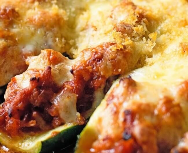Chicken Parmesan Stuffed Zucchini Boats