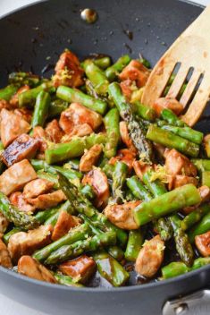 Chicken and Asparagus Lemon Stir Fry - 30 Stunning Ways To Make Chicken Stir Fry