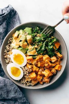 Chipotle Tahini Bowls - 25 Stunning Breakfast Bowls Loaded with Greens