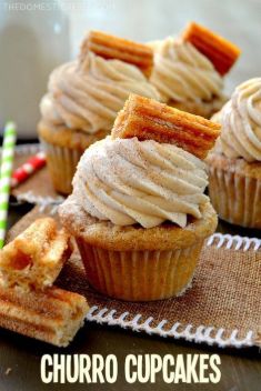 Churro Cupcakes - 30 Stunning Mexican Desserts and Snacks