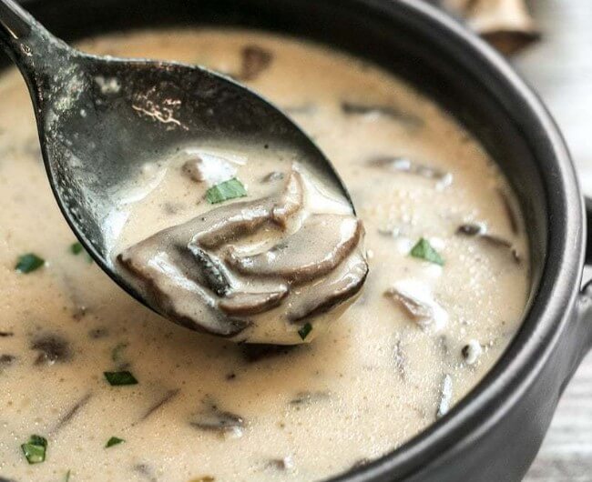 Creamy Garlic Mushroom Soup