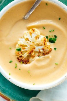 Creamy Roasted Cauliflower Soup - 30 Best Keto Soups To Spice Up Your Cooking Time