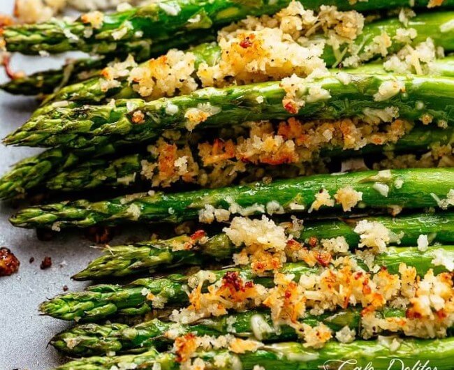 Crispy Garlic Parmesan Asparagus