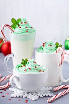 Grinch Hot Chocolate - 20 “Taste-Teasing” White Hot Chocolate Cups