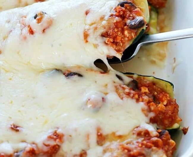 Healthy Black Bean & Quinoa Stuffed Zucchini