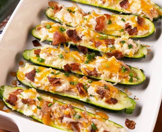 Jalapeño Popper Zucchini Boats