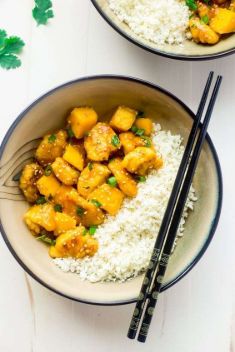 Mango Chicken with Coconut Cauliflower Rice - 30 “Must-Try” Recipes For Mango Chicken