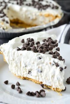 No Bake Cannoli Cream Pie - 30 "Beyond-Delicious" Cream Pies You Should Try