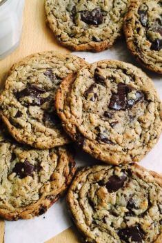Peanut Butter Oatmeal Chocolate Chunk Cookies - Top 30 Chocolate Chip Cookies You Should Try