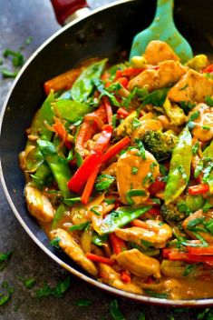 Peanut Satay Chicken Stir Fry - 30 Stunning Ways To Make Chicken Stir Fry