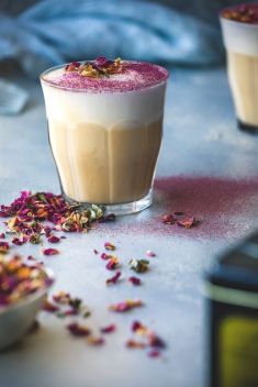 Rose Earl Grey Latte - 30 “Worth-Tasting” Types of Latte