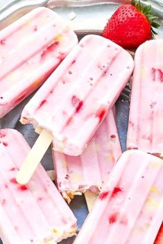 Strawberry Banana Coconut Ice Pops - 25 Easy And Healthy Strawberry Banana Recipes