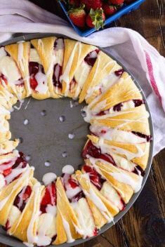 Strawberry Cheesecake Crescent Ring - 20 Sweet Crescent Rings To Dazzle Your Guests