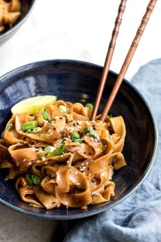 Sweet And Sour Chilli Garlic Noodles - 30 Sweet and Sour Dishes To Blow Up Your Taste Buds