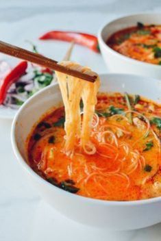 15 Minute Coconut Curry Noodle Soup - 30 Best Curry Soups To Blow Up Your Taste