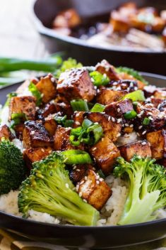 Asian Garlic Tofu - 30 Best Spicy Tofu Dishes For Dinner