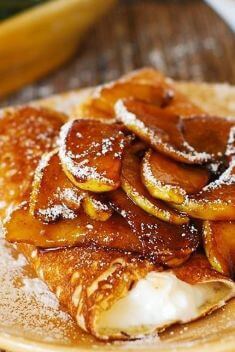 Crepes with Ricotta Cheese Filling and Honey Roasted Pears - 30 Delicious Crepes That Will Make Your Day