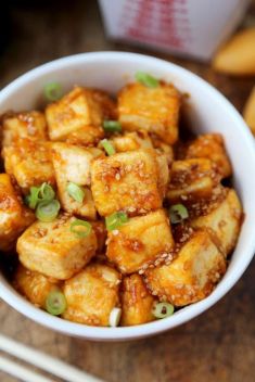 Crispy Honey Sriracha Tofu - 30 Best Spicy Tofu Dishes For Dinner