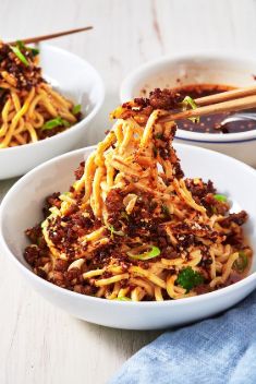 Dan Dan Noodles - 25 Chinese Noodle Dishes That Will Drive You Crazy