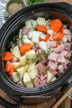 Easy Crock Pot Ham and Potato Soup - 30 Fabulous Dinners With Slow Cooker Potatoes