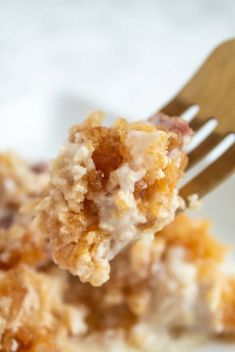 Keto Crusted Buttery Chicken Casserole - 30 “Addictive” Keto Chicken Dishes For Dinner