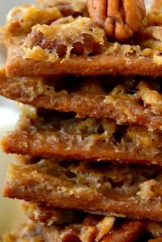 Pecan Praline Pie Bark - Here Are 30 Best Things To Make with Pecans