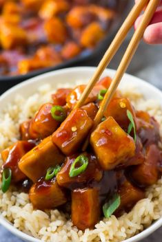 Sticky Sriracha Tofu - 30 Best Spicy Tofu Dishes For Dinner